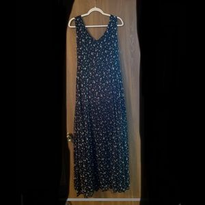 Torrid Size 1 Maxi Dress, Black and Pink Flowers